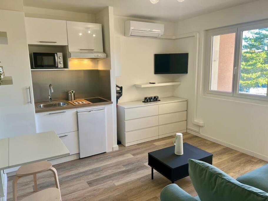 Le Pere Soulas Montpellier Extérieur photo
